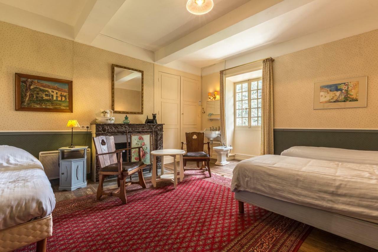 Domaine De L'Amiral Bed & Breakfast Saint-Laurent-du-Pape Ngoại thất bức ảnh