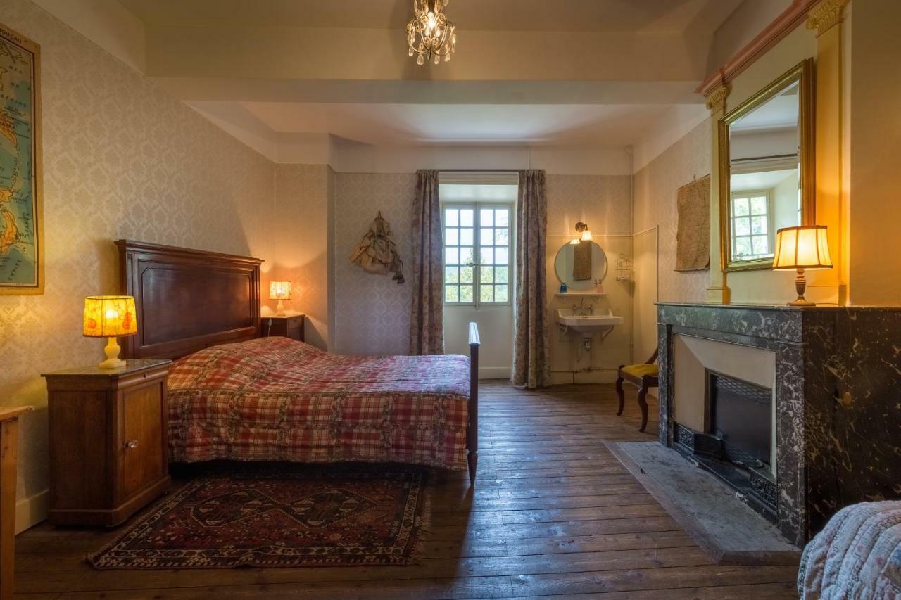 Domaine De L'Amiral Bed & Breakfast Saint-Laurent-du-Pape Ngoại thất bức ảnh